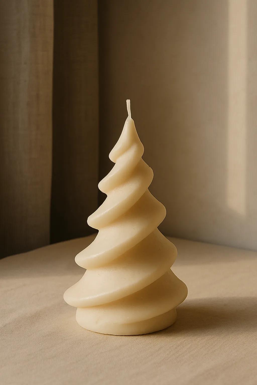 Swirl Christmas tree candles in red, green and white